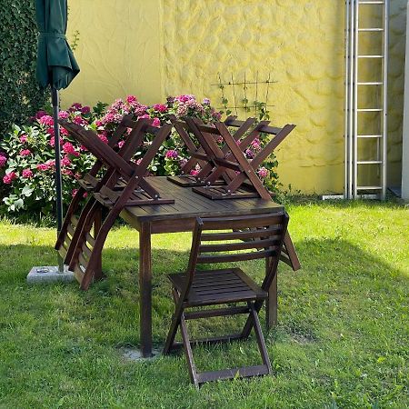 Modernes Studio Mit Separater Kueche Reutlingen Dış mekan fotoğraf